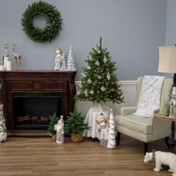 4.5 ft. Pre-Lit Dunhill Fir Tree with Clear Lights