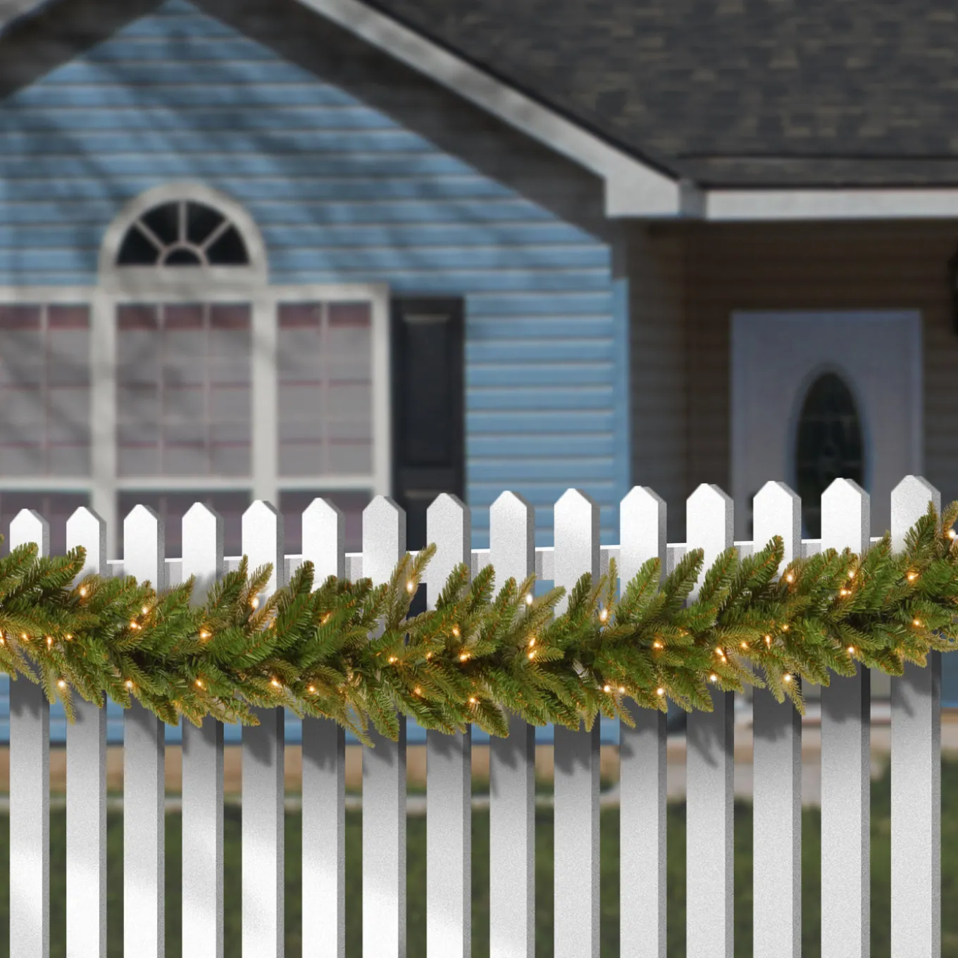 9 ft. Pre-Lit Fraser Grande Garland with Clear Lights