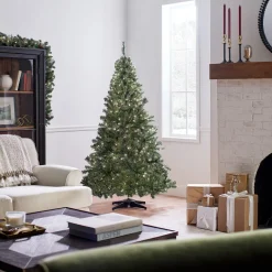 6 ft. Pre-Lit Kincaid Spruce Tree with Clear Lights