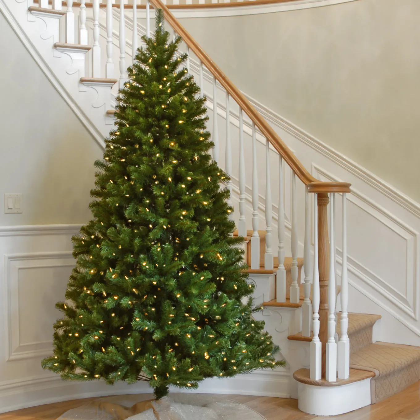 7.5 ft. Pre-Lit North Valley Spruce Tree with PowerConnect Light Parade LED Lights