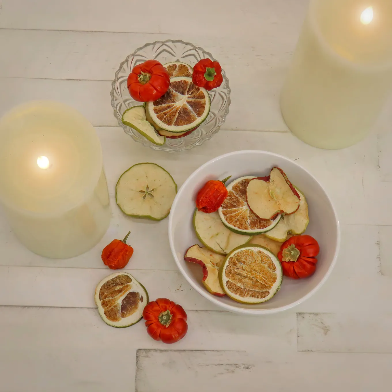 6 in. 250 Gram Mixed Potpourri- Red and Green Apples, Sliced Limes, and Chiles