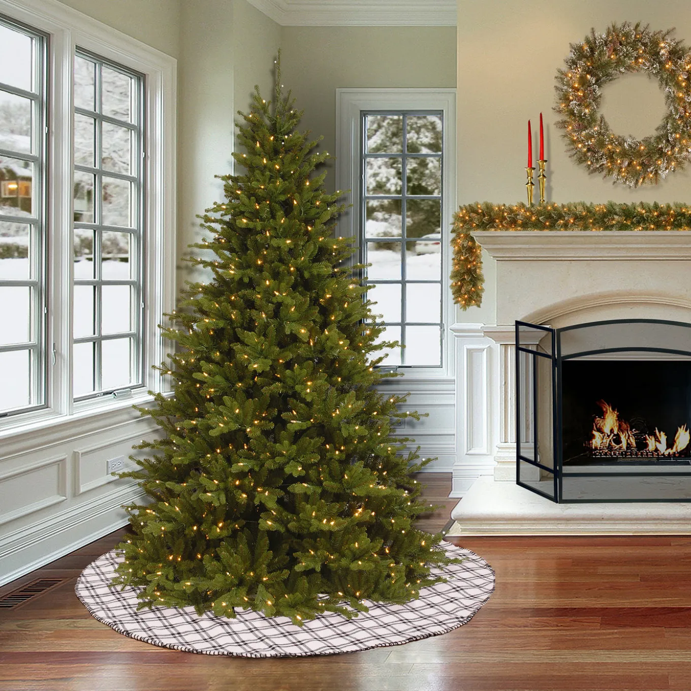 48 in. HGTV Home Collection Black White Ric Rac Border Tree Skirt