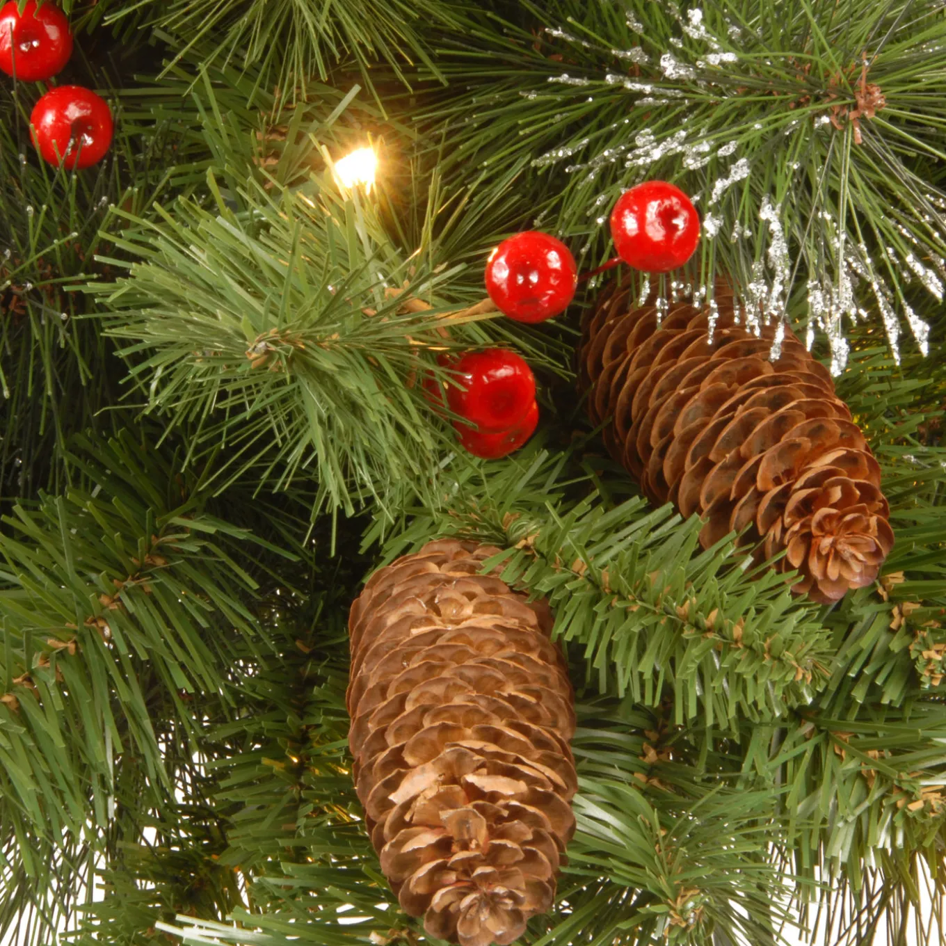 36 in. Pre-Lit Crestwood Spruce Wreath with Clear Lights