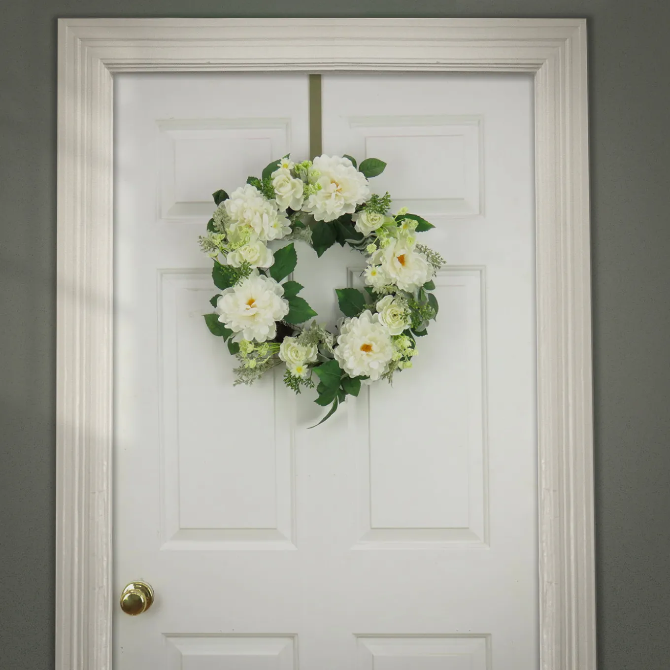 22 in. Spring Wreath with Daisy, Peony, and Buttercup Blooms