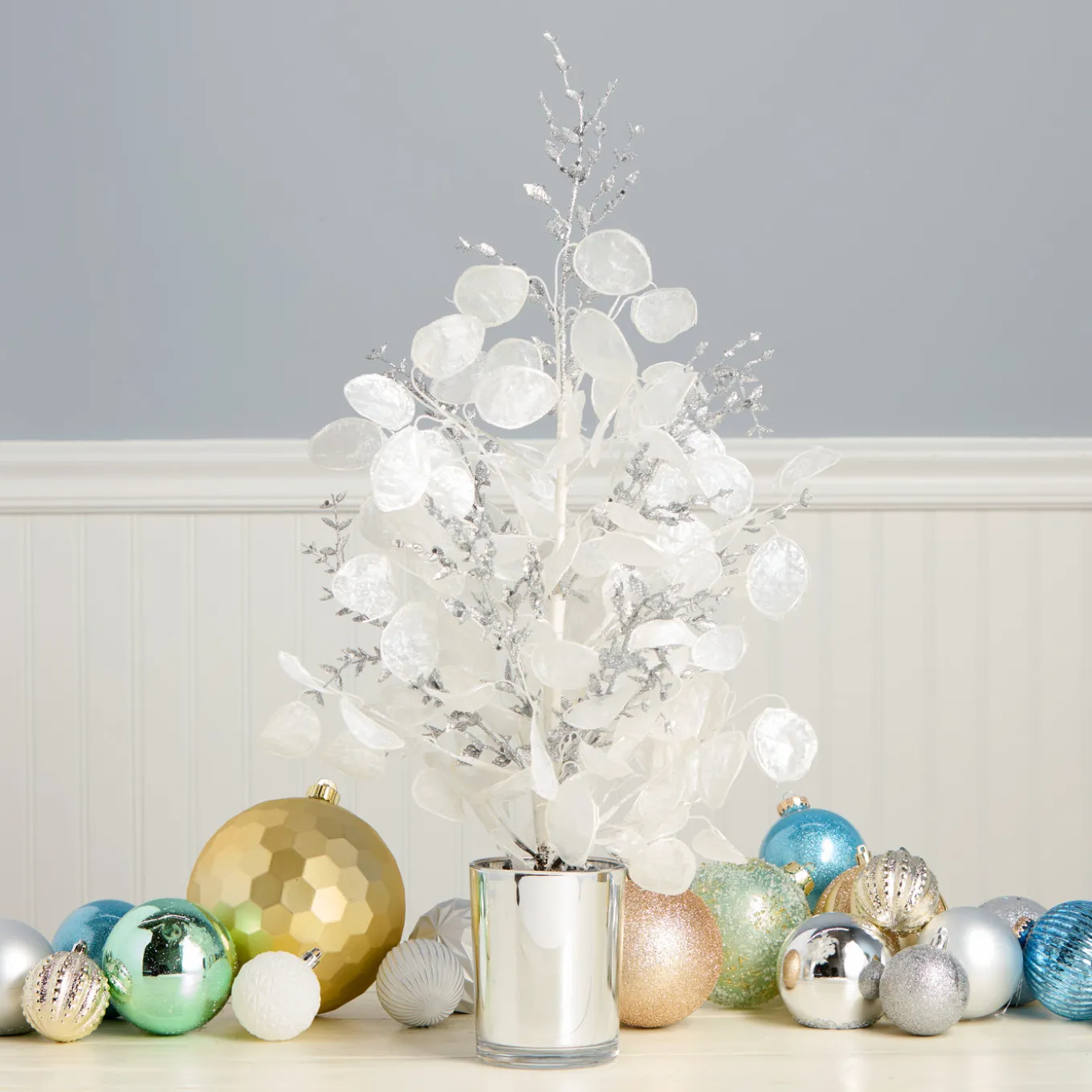 26in. White Frost White Tabletop Tree