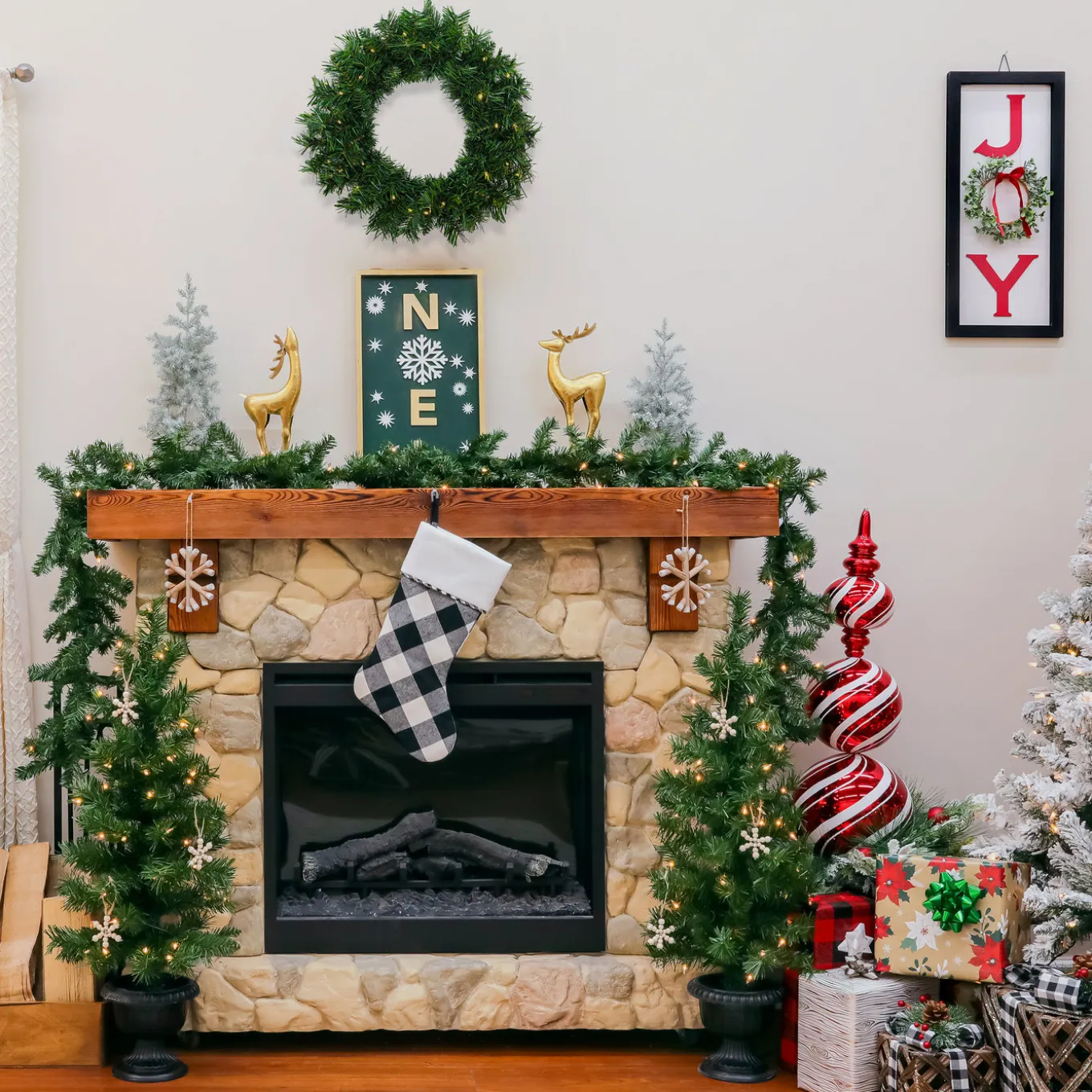 Pre-Lit Warm Welcome Assortment Set of 2 Entrance Trees, 1 Wreath